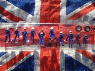 ScaleXtric C8293 RACE + PIT CREW - Tyre BLUE